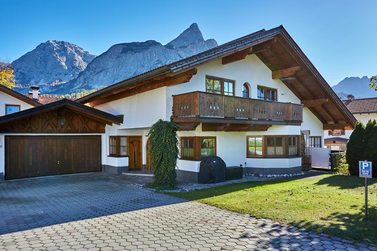 Emily'S Ferienwohnung Ehrwald Bagian luar foto